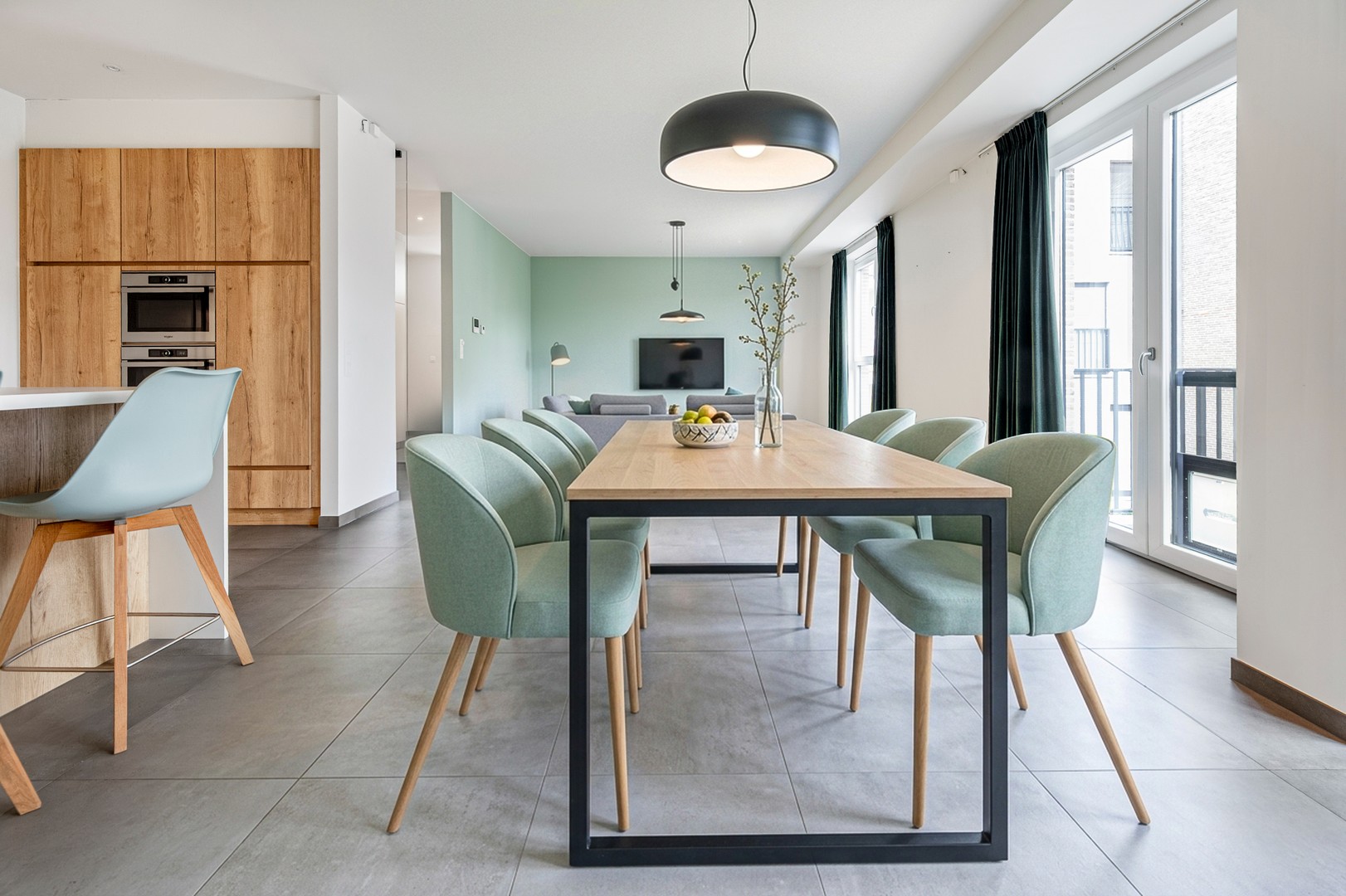 Knap en recent 2 slkmr appartement in lofstijl (ca 123m2) pal in het centrum! - foto 2