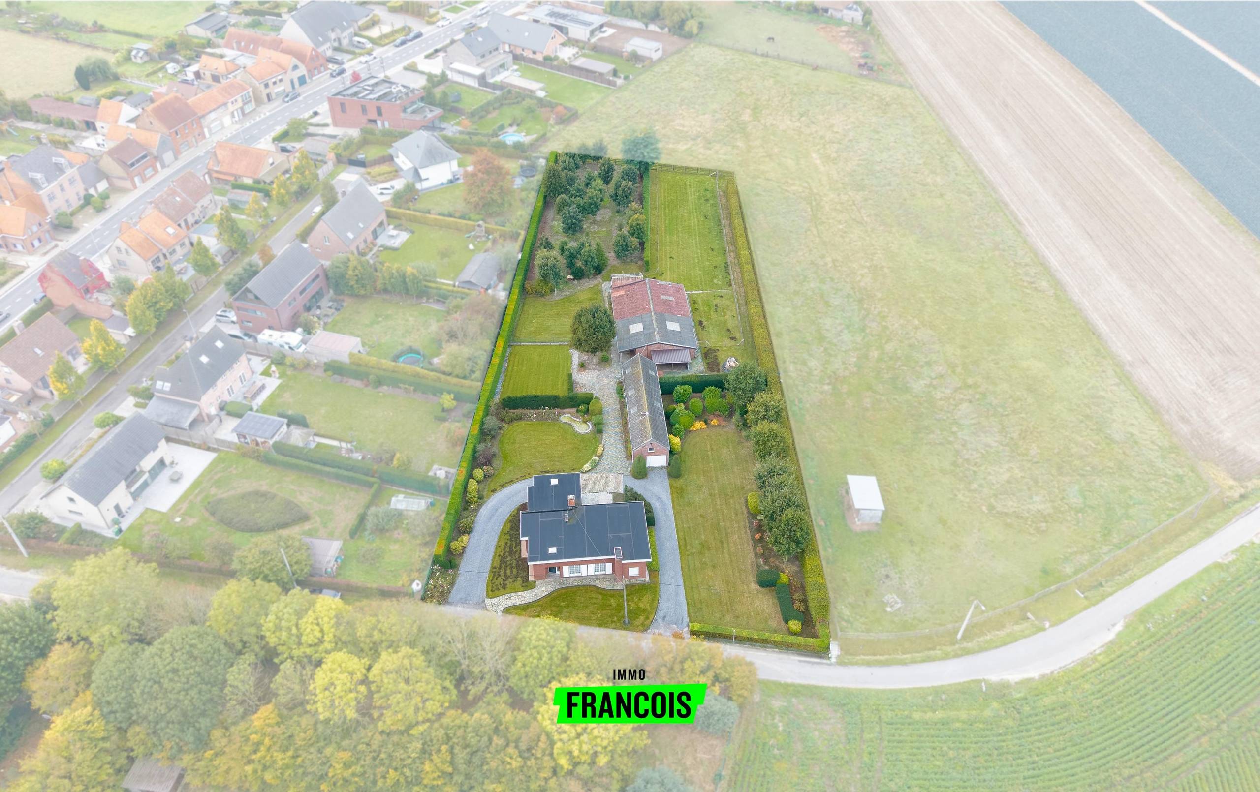 Unieke eigendom te koop op een landelijke ligging te Diksmuide. - foto 1