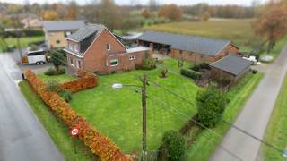 Deze praktische woning is gelegen in een rustige straat in Poppel omgeven door weilanden en groen. De woning is voorzien van een lichte...