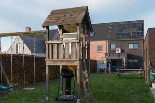 Ruime HOB met 4 slaapkamers in doodlopende straat - EPC A!! BEZOEKDAG ZATERDAG 13 DECEMBER 2025: 12:00 - 16:00 uur - inschrijven via email verplicht...