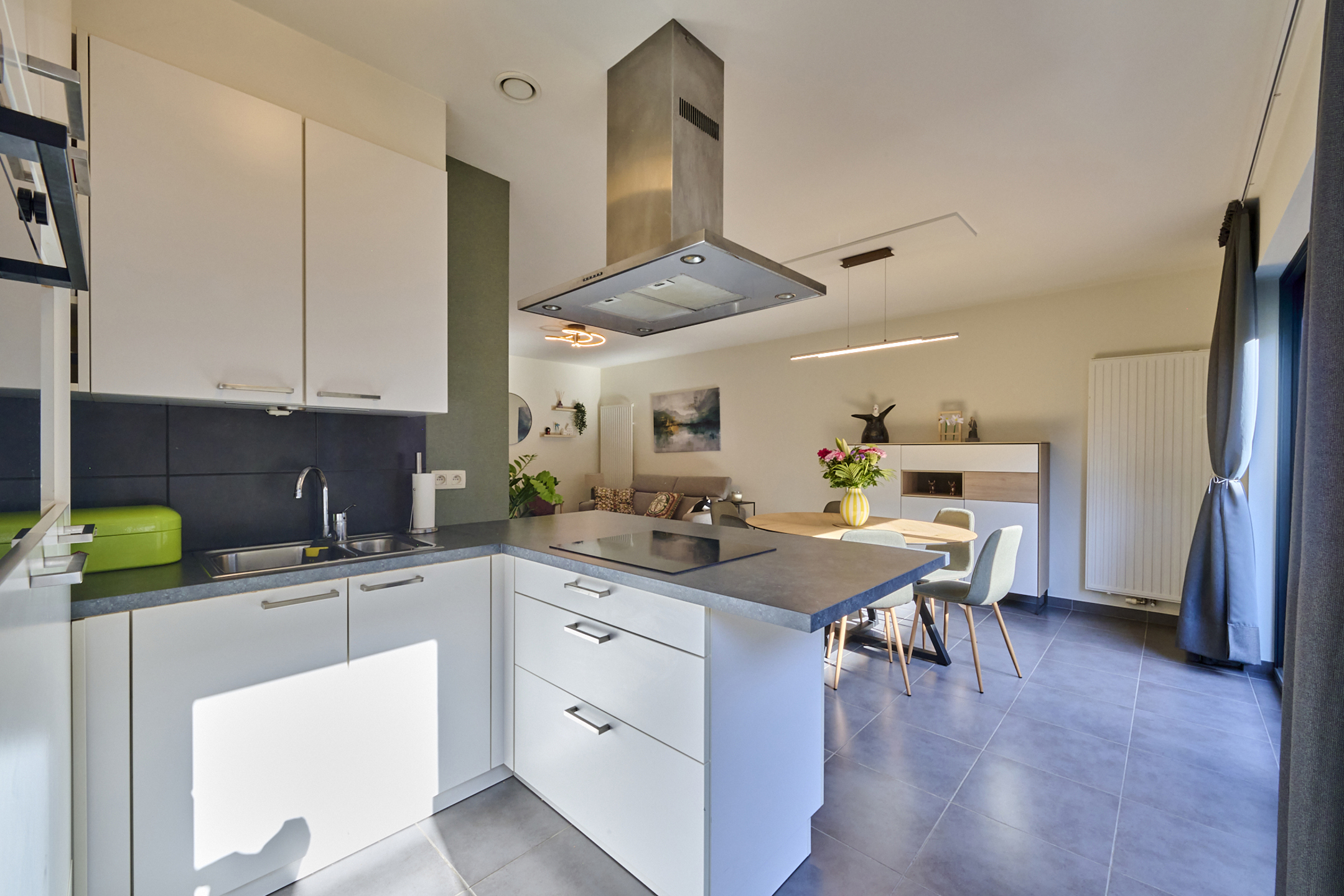 Glv 2slpk appartement, tuin met terras, parking en berging - foto 4