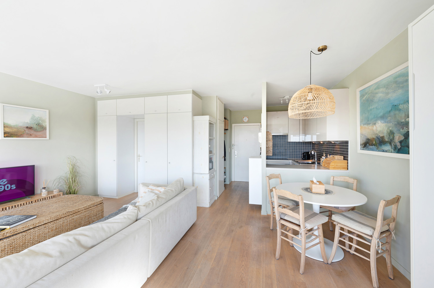 Prachtig vernieuwde studio/appartement met zonnig terras en open zichten - photo 5