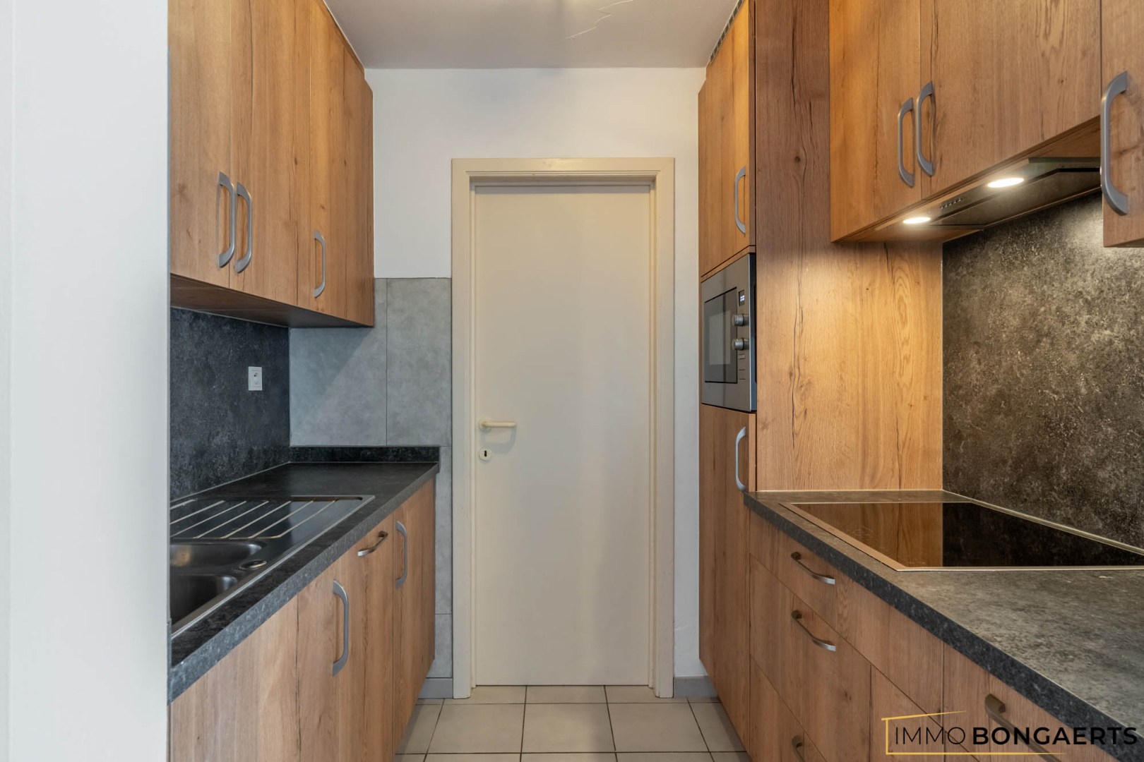 Apartment for sale in Maasmechelen with 1 bedroom - photo 2