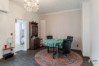  Instapklare woning (175m²) met 3-4 slaapkamers, garage en tuin (315 m²) in Kapellen. De René De Pauwstraat is een rustige eenrichtingsstraat op...