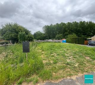 Land for sale in Asse