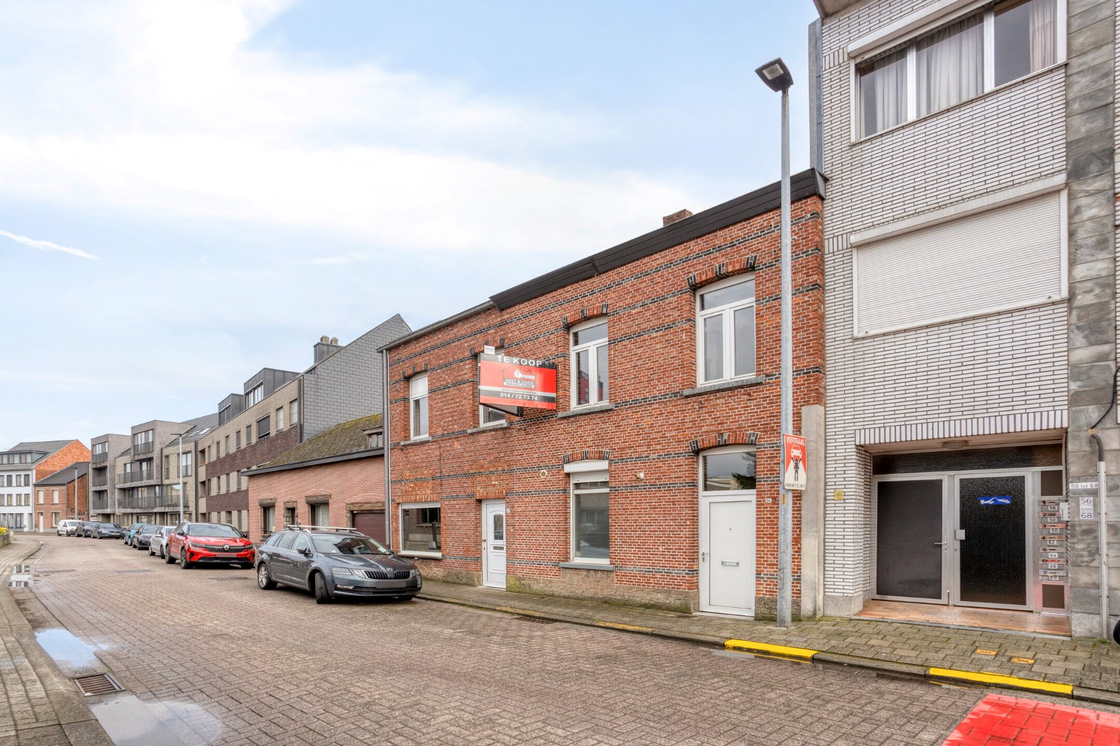 Charmante woning met 3 slpk. en gezellige patio in het centrum van Geel-Sint-Dimpna - foto 1