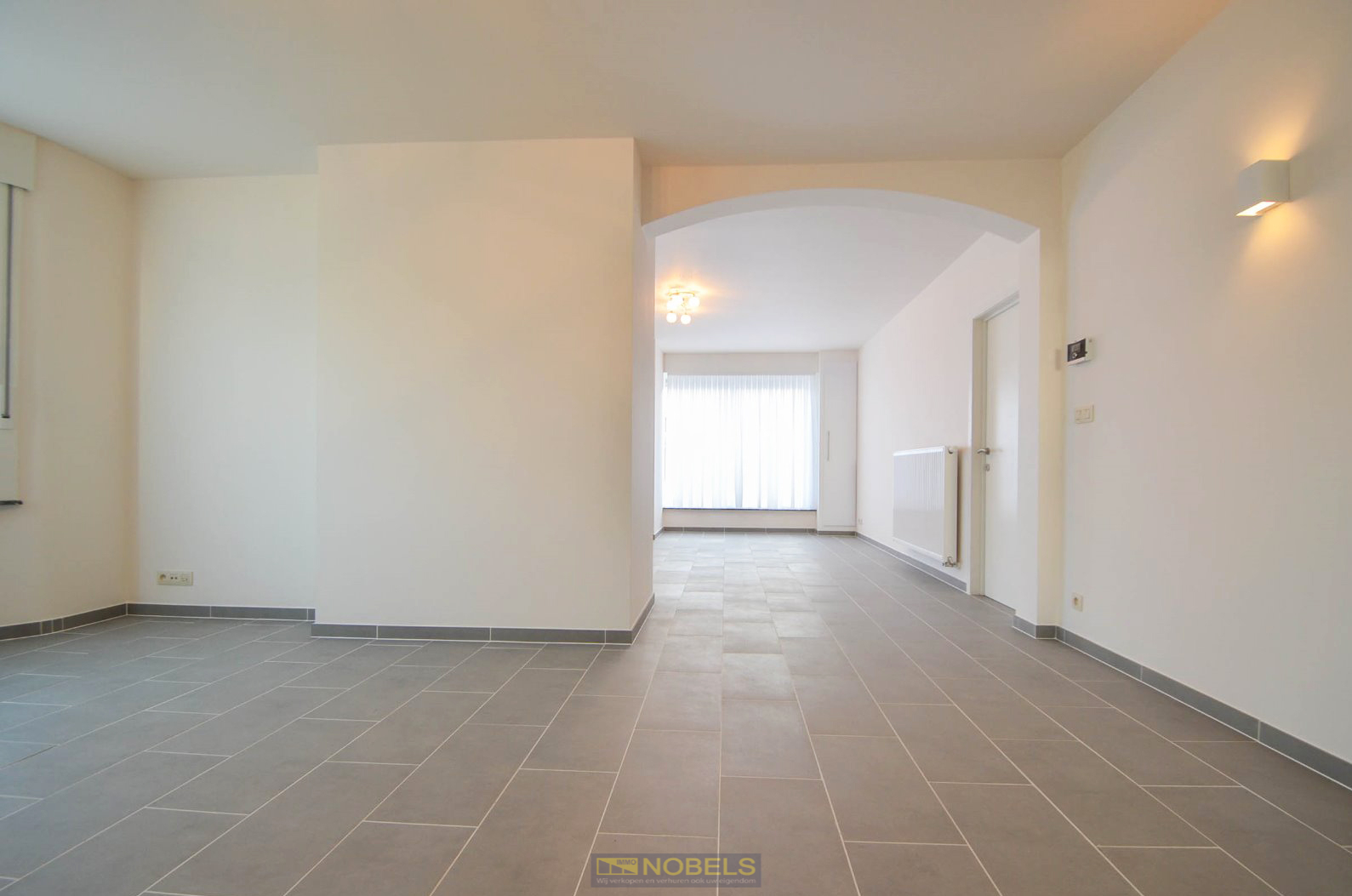 Te koop, gerenoveerde opbrengsteigendom met 2 verhuurde appartementen, gezellige tuin en 2 garages te Oudenaarde - photo 4