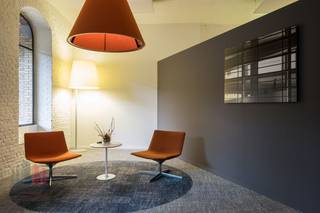 Goed gelegen instapklare kantoorruimte van +/- 391 m²  te huur in het centrum van Brussel met vlotte bereikbaarheid. De ruimte is gelegen in...