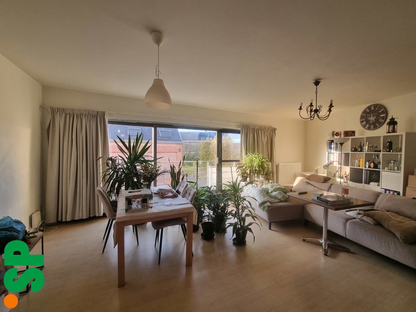 Ruim en lichtrijk appartement op een rustige ligging in het centrum van Geel. - foto 3