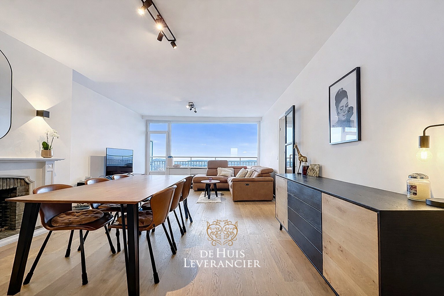 centraal gelegen, gerenoveerd appartement met panoramische zicht op 2 terrassen - foto 4