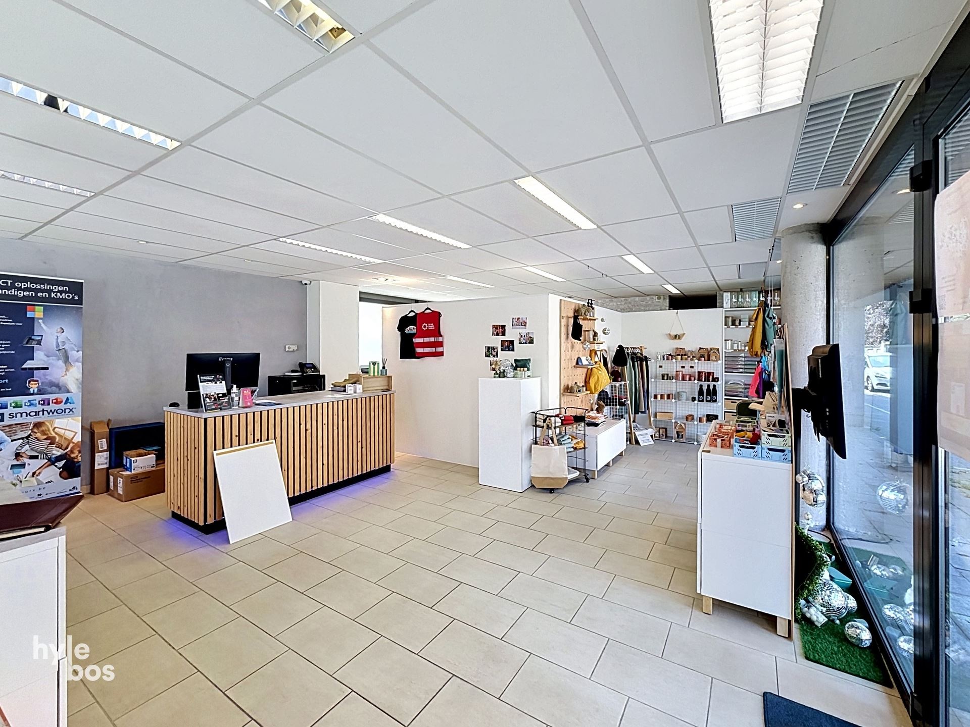 Winkelruimte in commercieel centrum van Belsele - foto 4