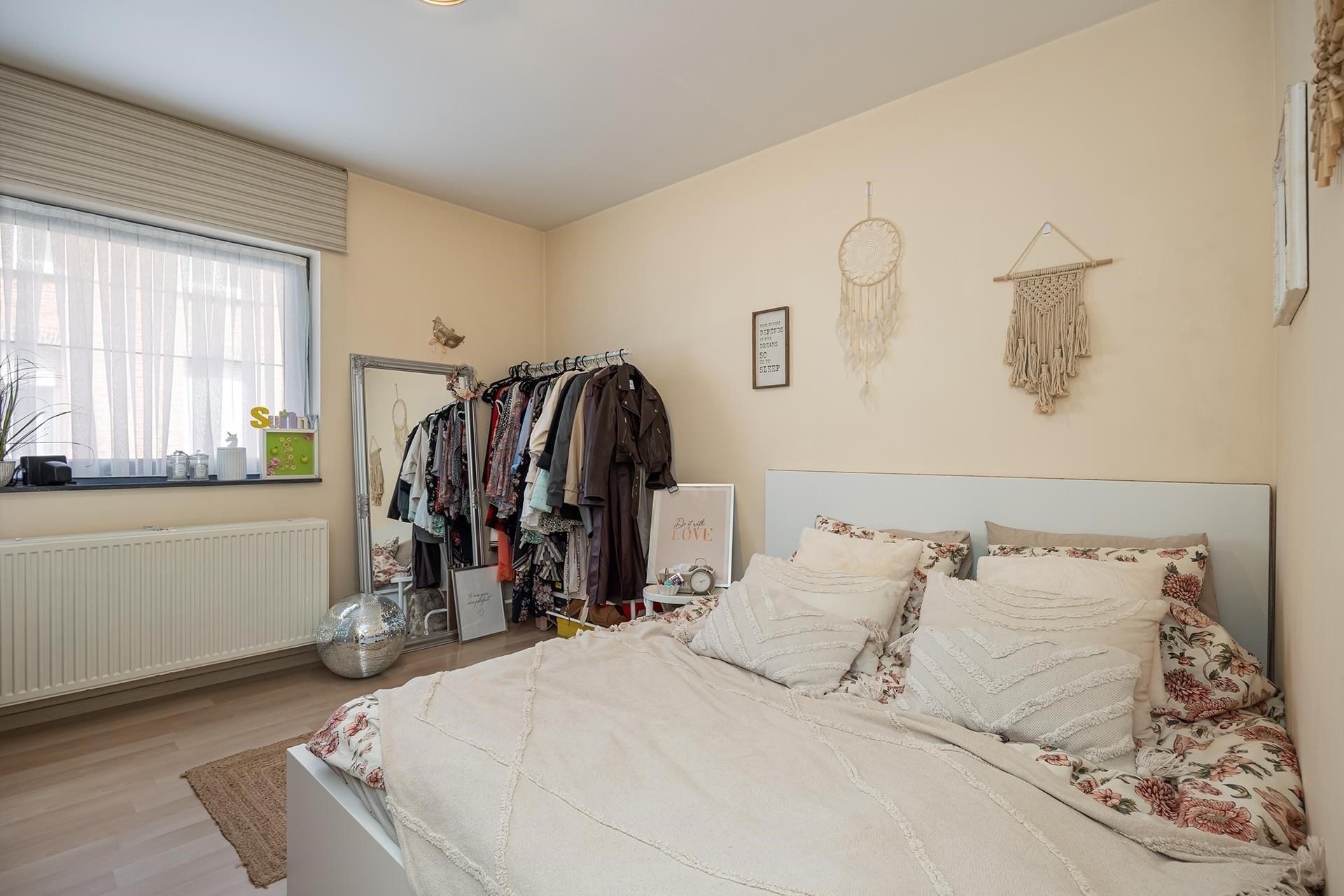 Uitstekend gelegen gelijkvloersappartement met 2 slaapkamers &amp; garage (99m²) - foto 5