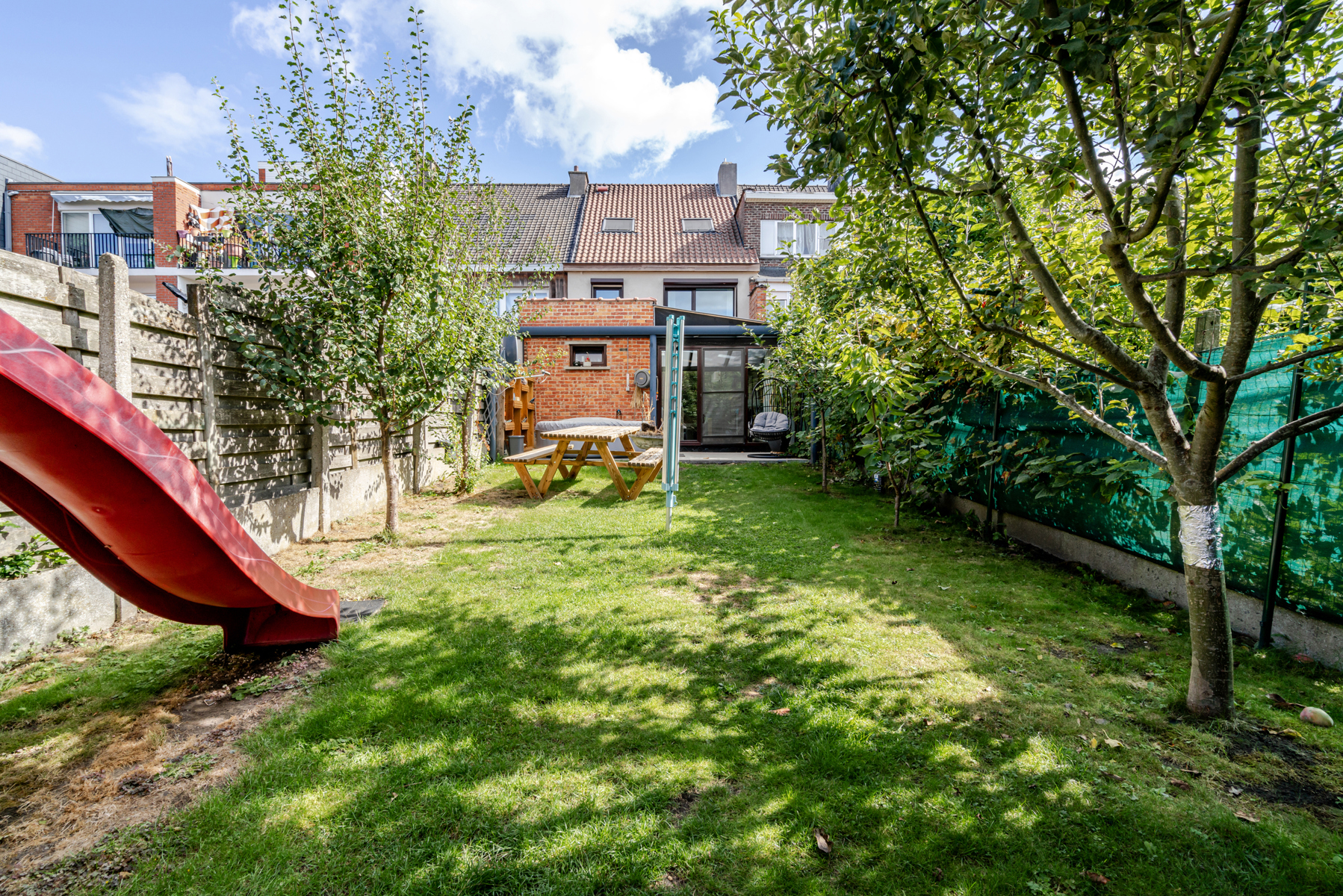 Instapklare woning met 6 slaapkamers en 2 badkamers - foto 1