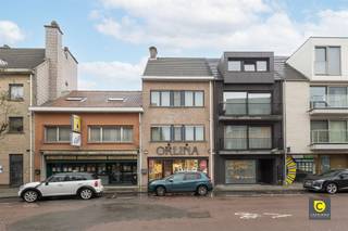 Unieke Kans voor Wonen en Werken in Aartselaar!  Dit pand biedt een uitstekende gelegenheid om wonen en werken te combineren, gelegen in het...