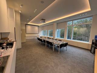 Gelegen in de gegeerde gemeente Sint-Lambrechts-Woluwe (1200 Brussel), biedt deze kantoorruimte op het gelijkvloers een oppervlakte van ongeveer...