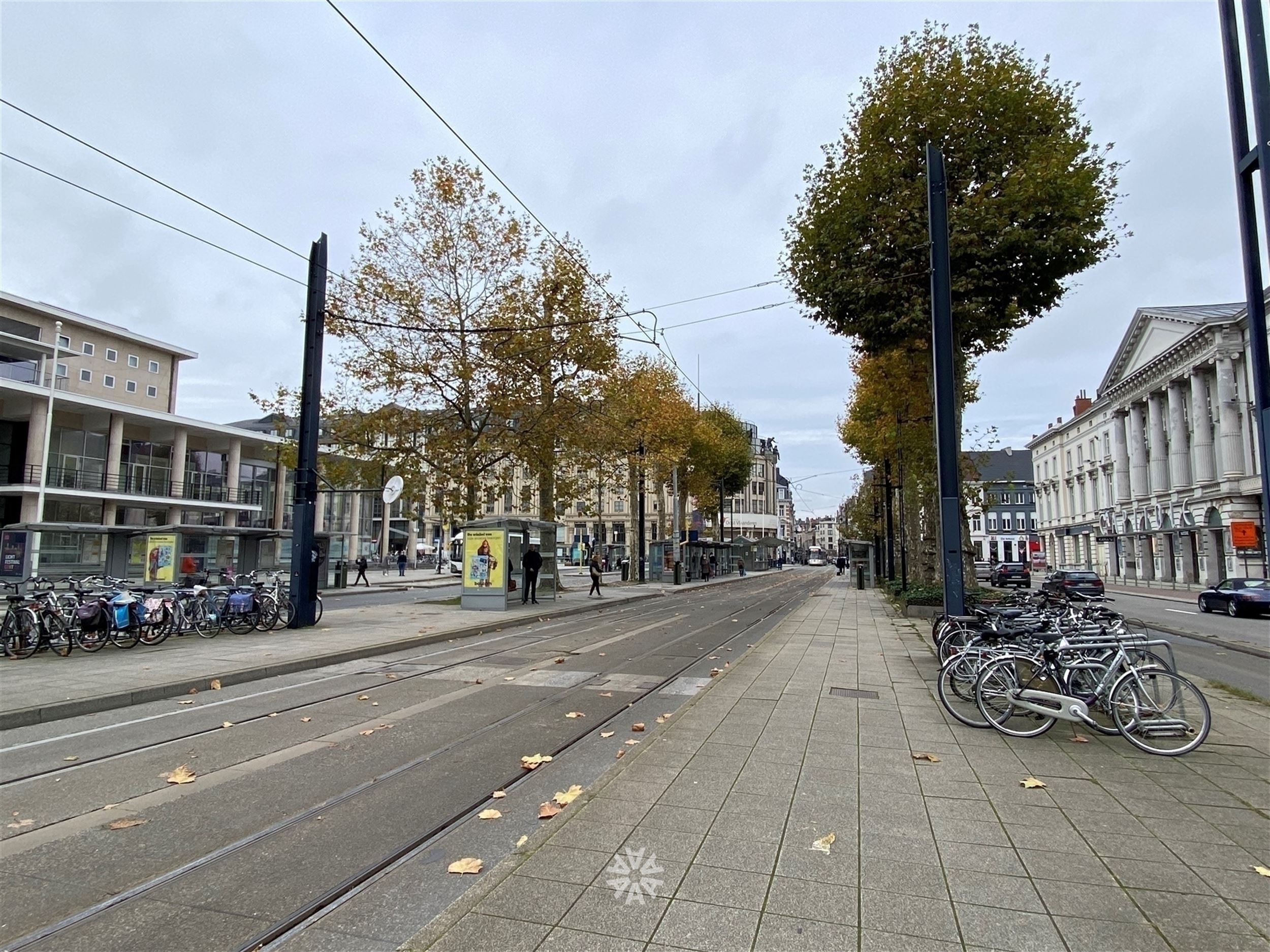 Casco commercial building/office space with various possibilities for rent on prime location at Gent-Zuid! - photo 3
