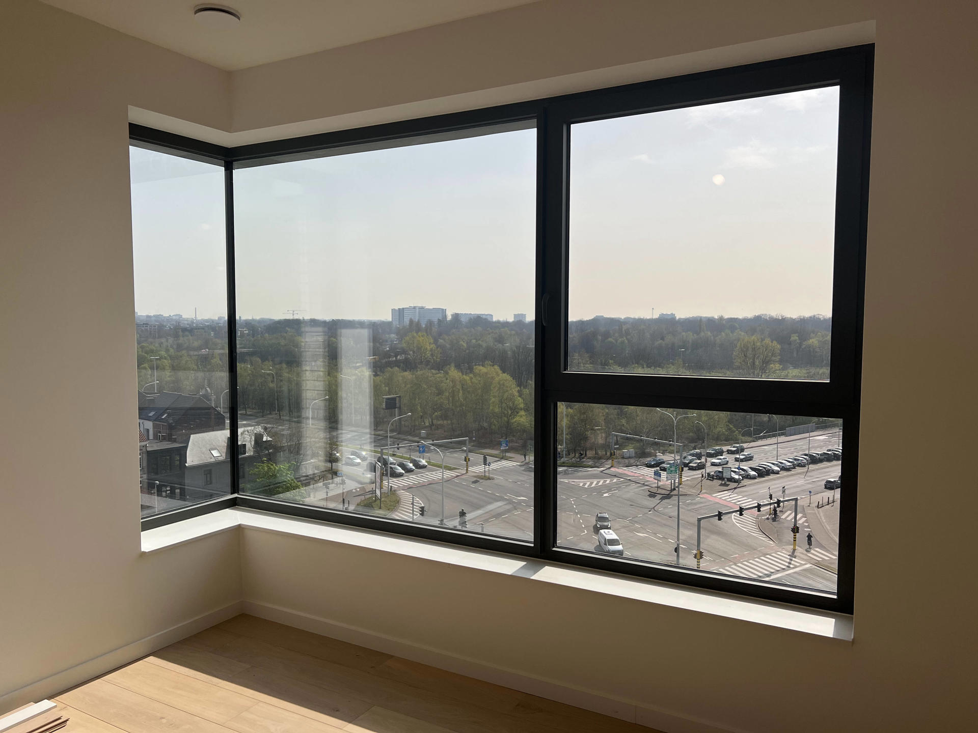 2-slaapkamer appartement met ruim terras en parking - foto 4
