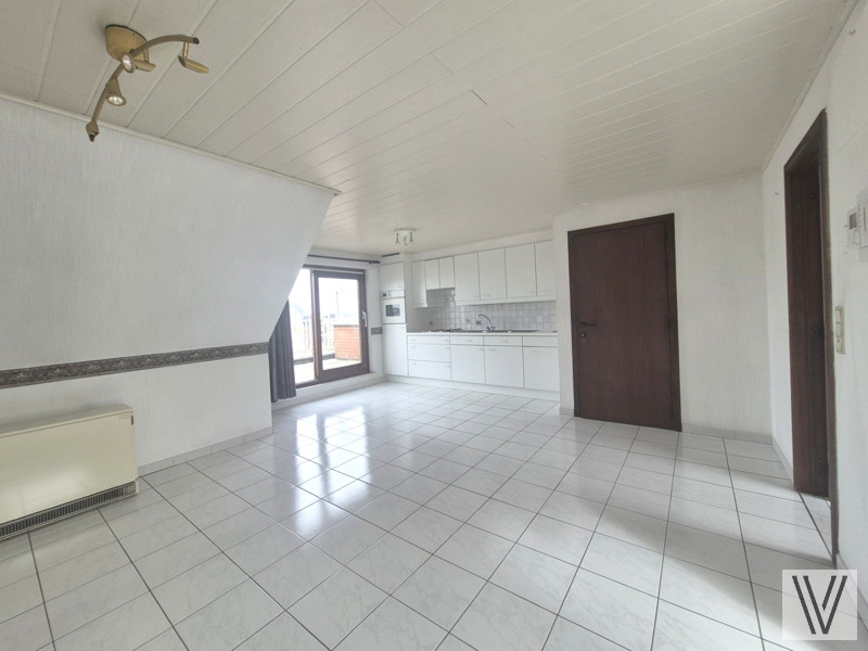 Centraal gelegen studio met garage en terras - foto 4