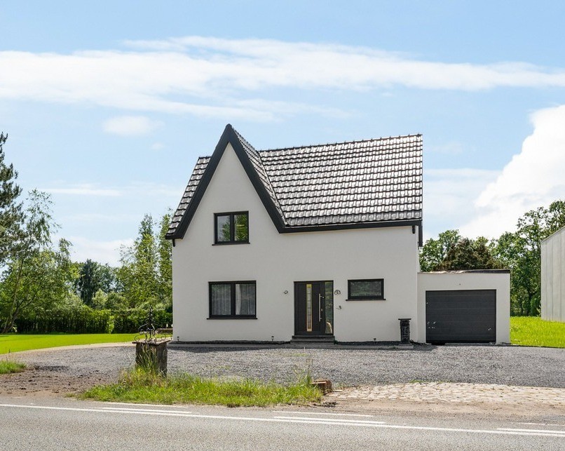 House for sale in Heist-Op-Den-Berg with 4 bedrooms - photo 1