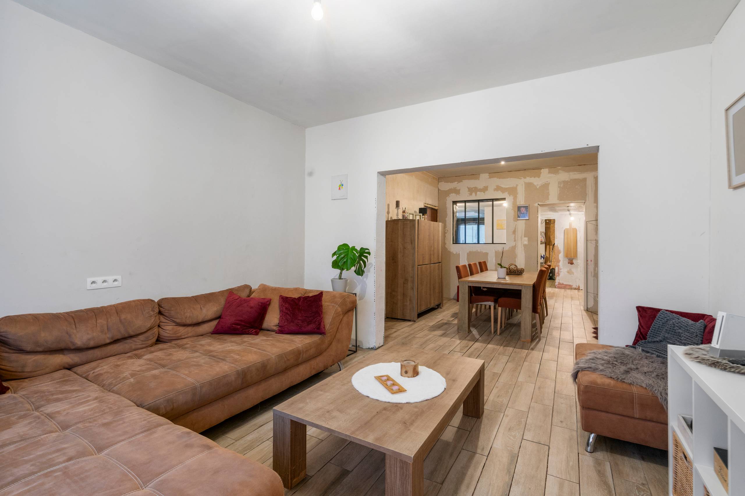 Instapklare af te werken woning met 3 slaapkamers en tuin - foto 4