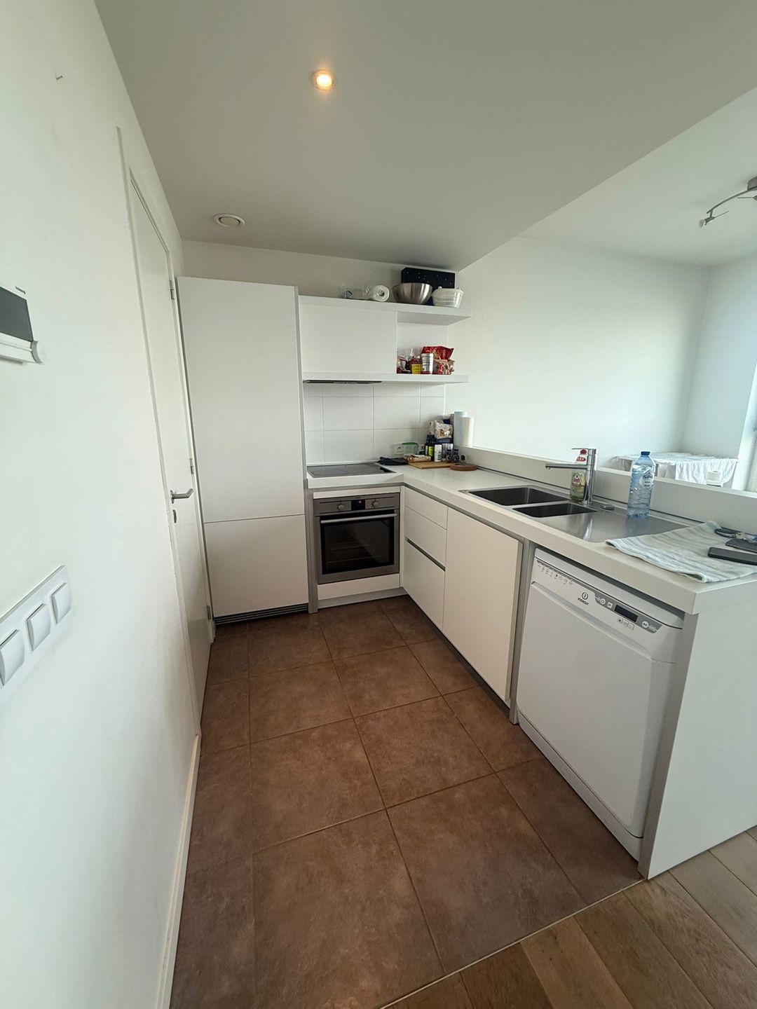 Stijlvol 1-slaapkamerappartement op het Eilandje met prachtig waterzicht - foto 4