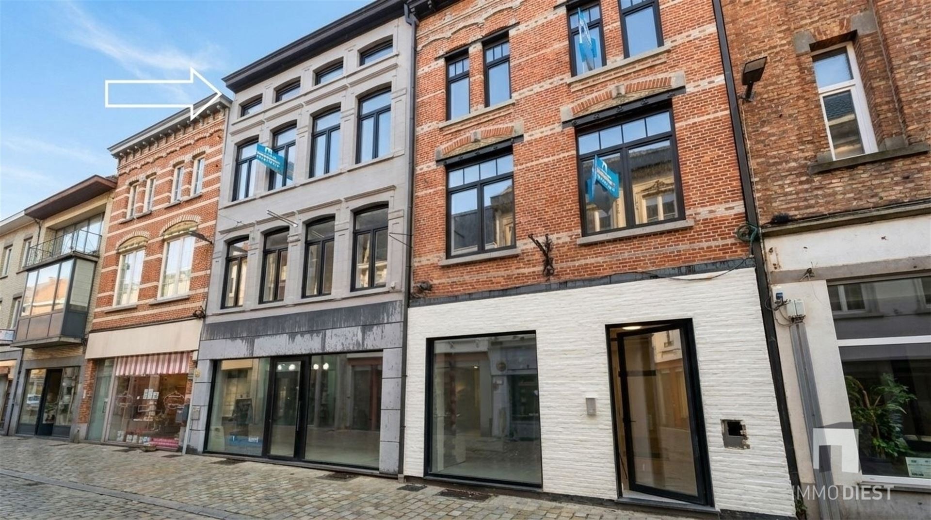 Knap appartement met terras en 1 slpk - centrum Diest - veel lichtinval - foto 2