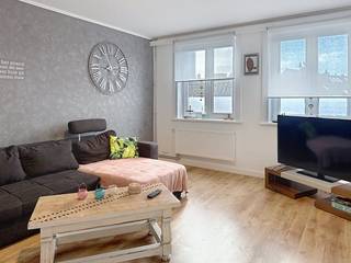 Cet appartement d'une chambre à louer est idéalement situé juste en face de la place Mac Leod. L'appartement est situé au troisième étage d'une...