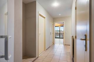 Bent u op zoek naar een appartement met twee slaapkamers, twee terrassen én garage in het centrum van Temse? Lees en kijk dan snel even verder!Dit...