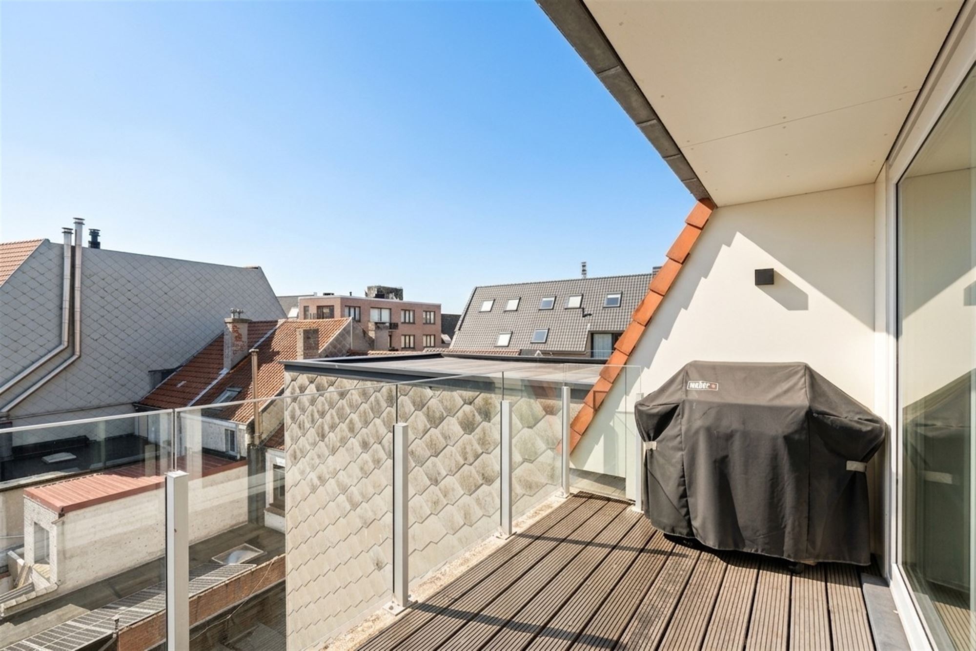 Duplex met 3 slaapkamers, 2 badkamers en zonnige terrassen - foto 5
