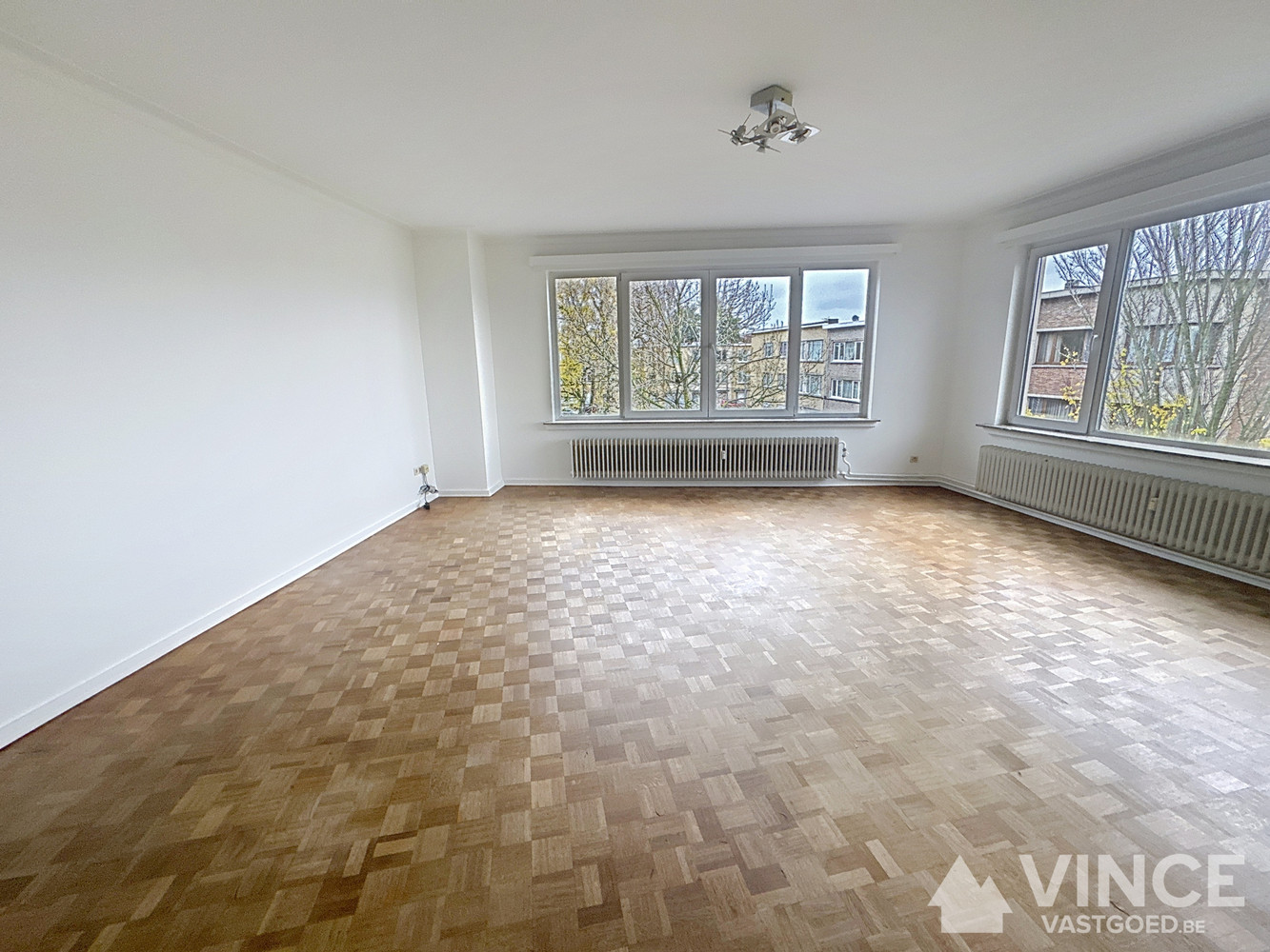 Ruim hoekappartement met maar liefst 3 slaapkamers en prachtig uitzicht - photo 3