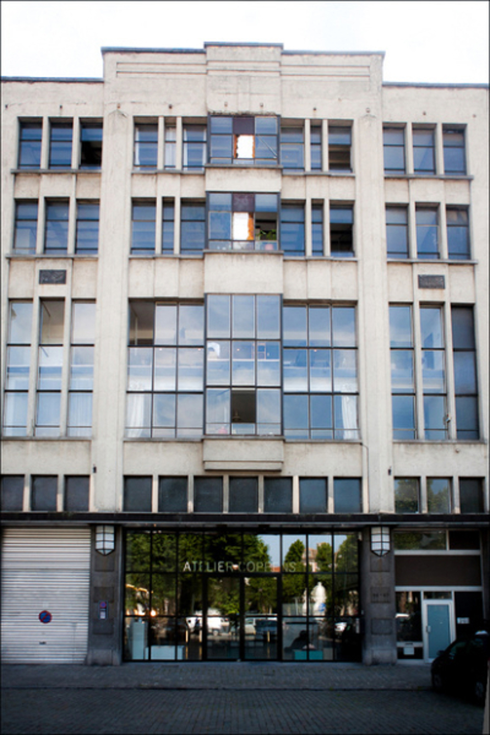 Commercial for rent in Brussels - photo 1