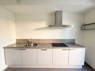 <p><span>estimated cost 975</span></p><p><span>Available in early November</span></p>