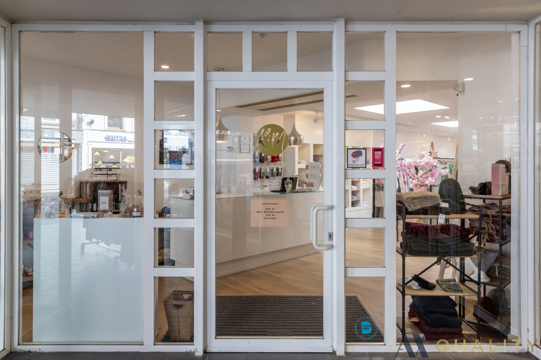 Handelspand met stockageruimte gelegen in het centrum van Bornem - foto 3