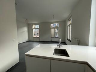 <p><span>Luxury apartment featuring, among other things, a spacious and bright living area, 2 bedrooms, a bathroom, and a large terrace in the center of Heide-Kalmthout.</span></p><p><span>The apartment is furnished according to the Serviced Living concept.<br /><br />The apartment is accessible via the elevator or stairs in the common lobby.<br />The entryway opens onto the bright living area with a modern open-concept kitchen equipped with all necessary appliances. <br />There are also 2 spacious bedrooms, a storage room , and a bathroom. The bedroom provides access to the rear terrace. <br />The living room, kitchen, bathroom, storage room , and hallway all feature modern, easy-to-maintain gray tile flooring.</span></p><p><span><br />The combination of an apartment in a familiar neighborhood with a videophone and presence and motion detection ensures that residents can live safely and securely. </span></p><p><span>This is a reassuring thought for the residents and their loved ones.<br /><br />The future resident is looking for comfortable and carefree living. No worries about maintaining the building, garden, or parking space. Safe living thanks to the assurance of a prompt response in the event of an emergency.<br /><br /></span></p><p><span>The rent includes a garage.</span></p><p><span>There are no common area fees.</span></p><p><span> </span></p>
