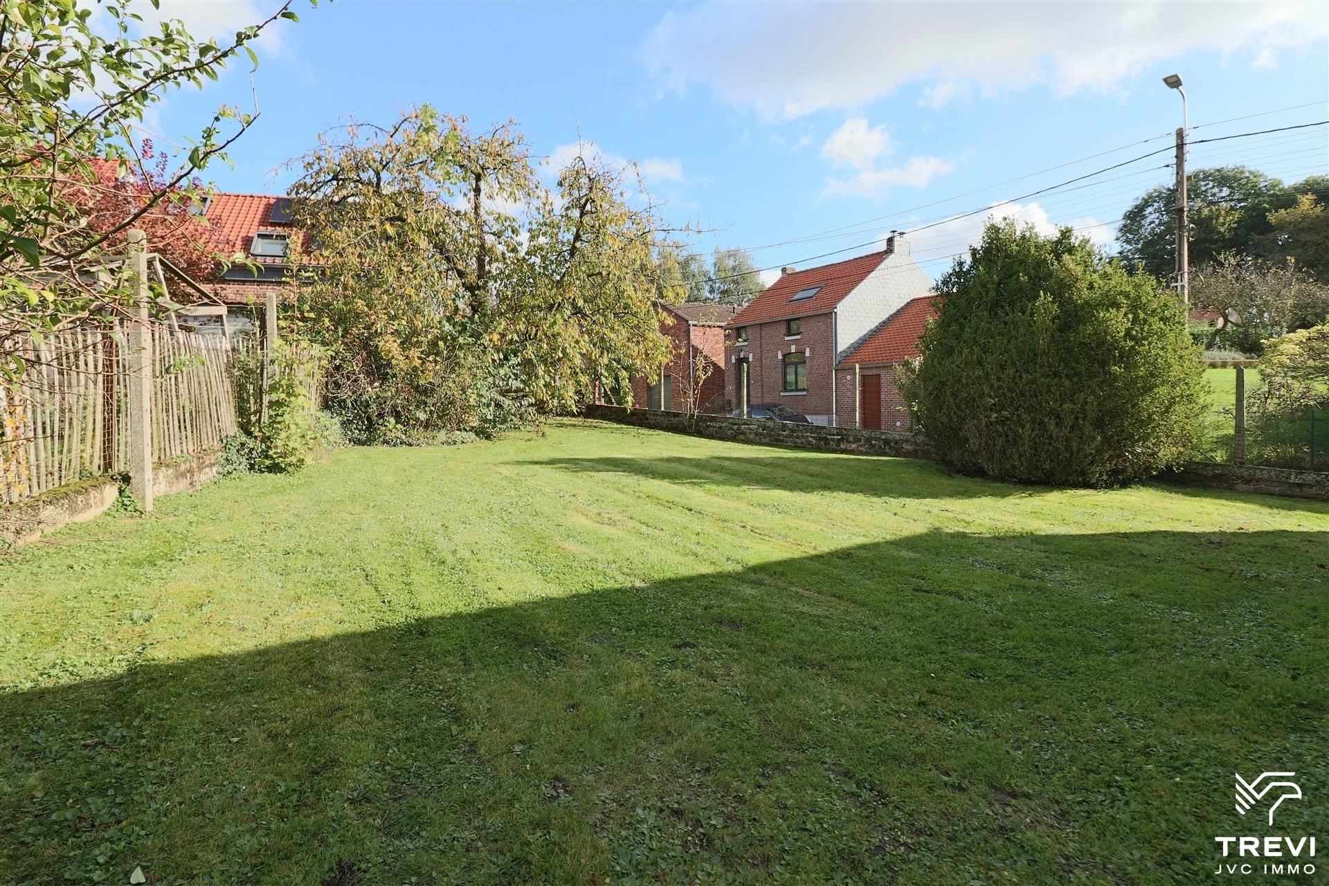 Grande maison villageoise à rénover dans un charmant village hesbignon - photo 2