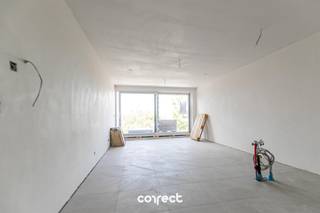 Op een uitzonderlijke locatie te Zedelgem, op wandelafstand van de bruisende dorpskern met winkels, openbaar vervoer en scholen, vinden we...