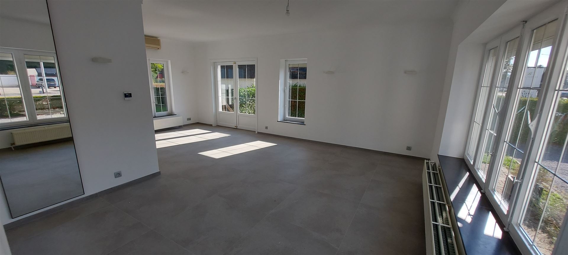 Commercial for rent in Lanaken with 3 bedrooms - photo 3