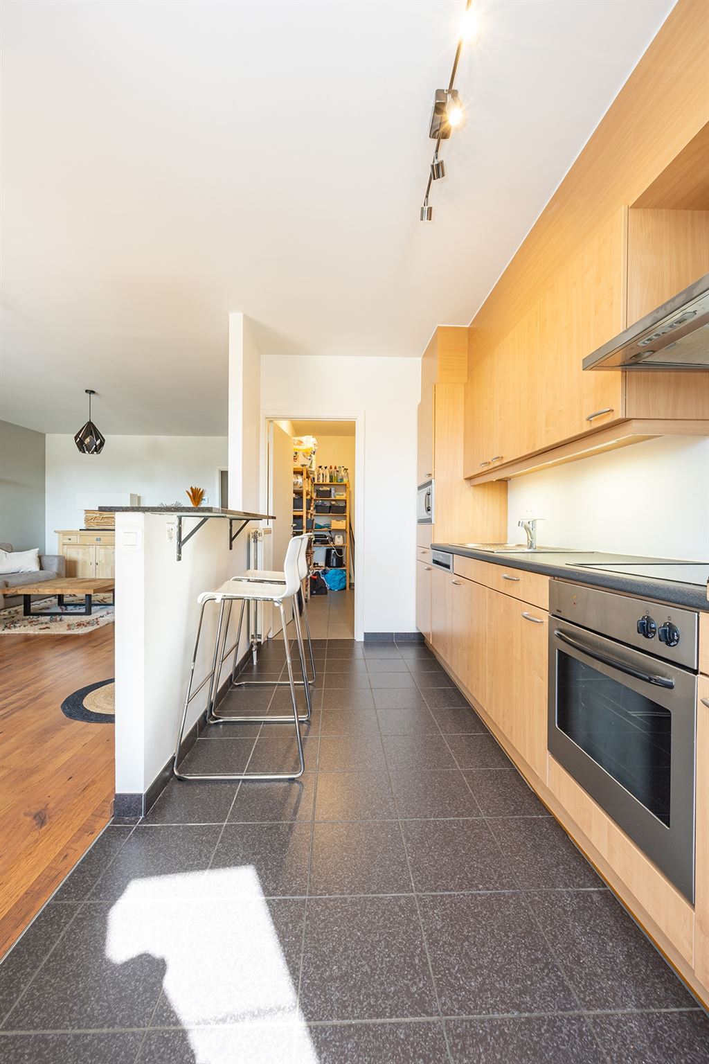 Lichtrijk appartement met 2 slaapkamers, ruim terras en P - foto 5