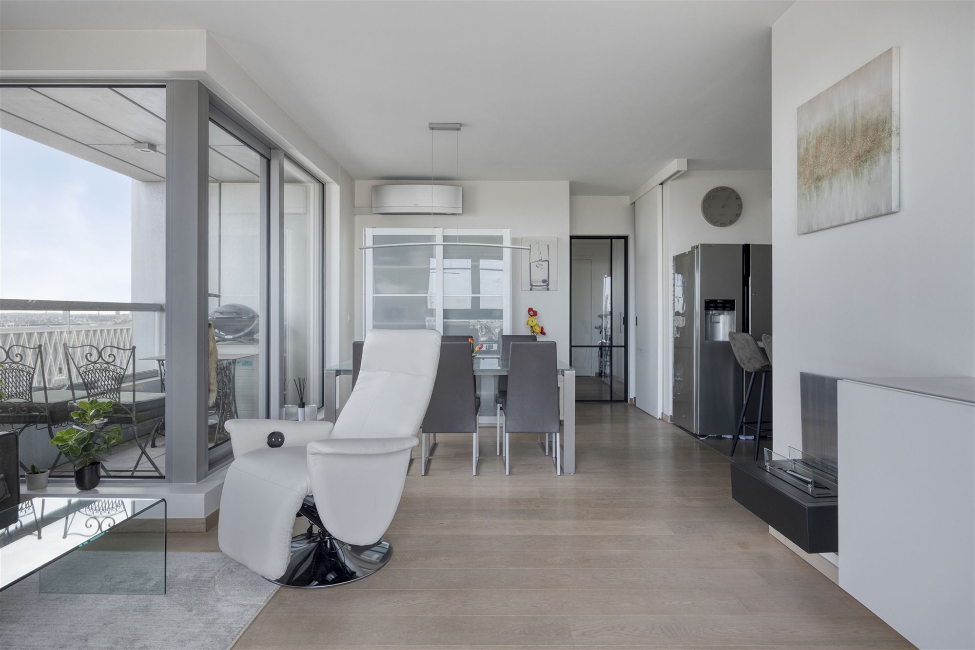 Instapklaar appartement met 2 slpks met terras in centrum Antwerpen - foto 4