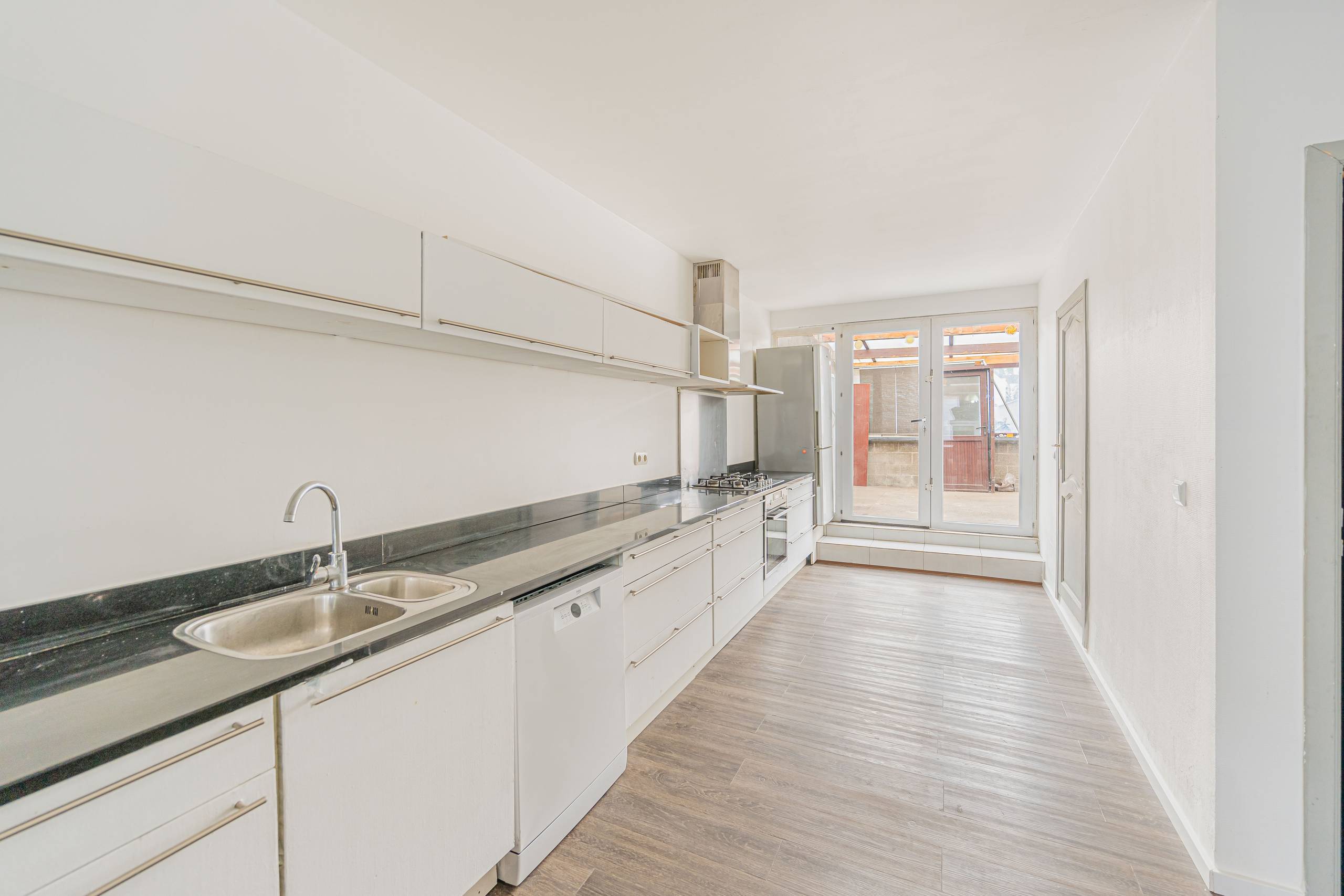 Instapklare woning met 3 slaapkamers en 2 badkamers - foto 4