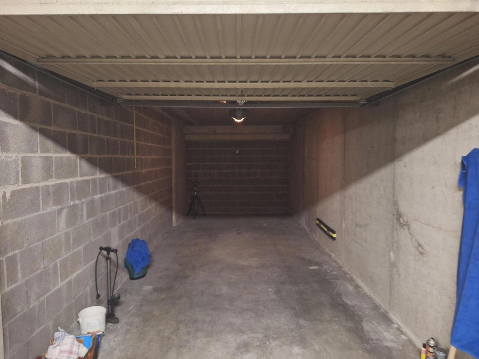 UNIEK AANBOD - Garagebox met bijhorende staanplaats te koop in residentie Belvedere - foto 3