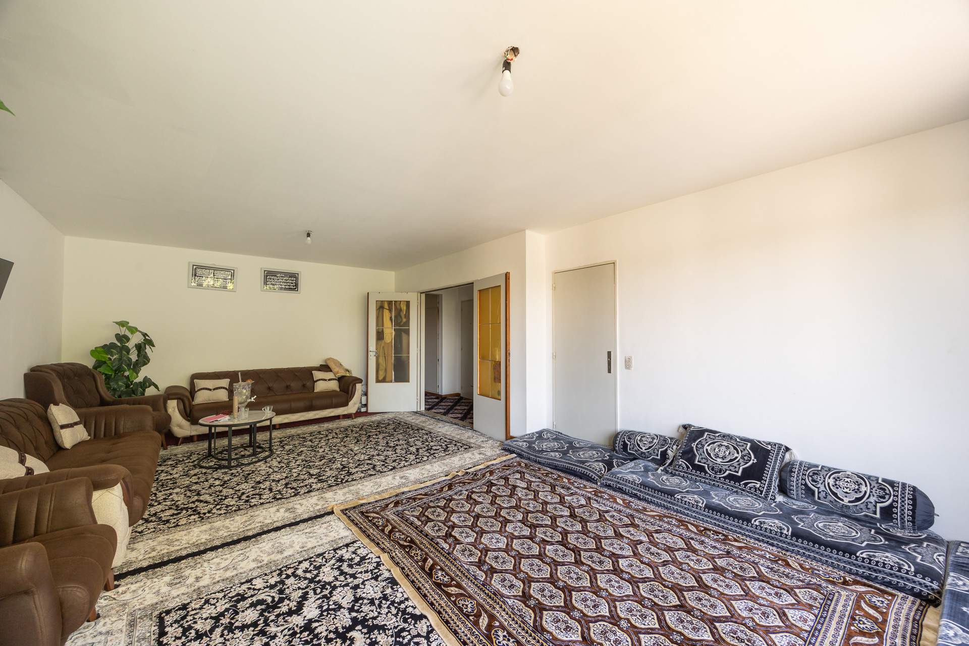 Instapklaar appartement met 3 slaapkamers, terras en kelder - foto 4