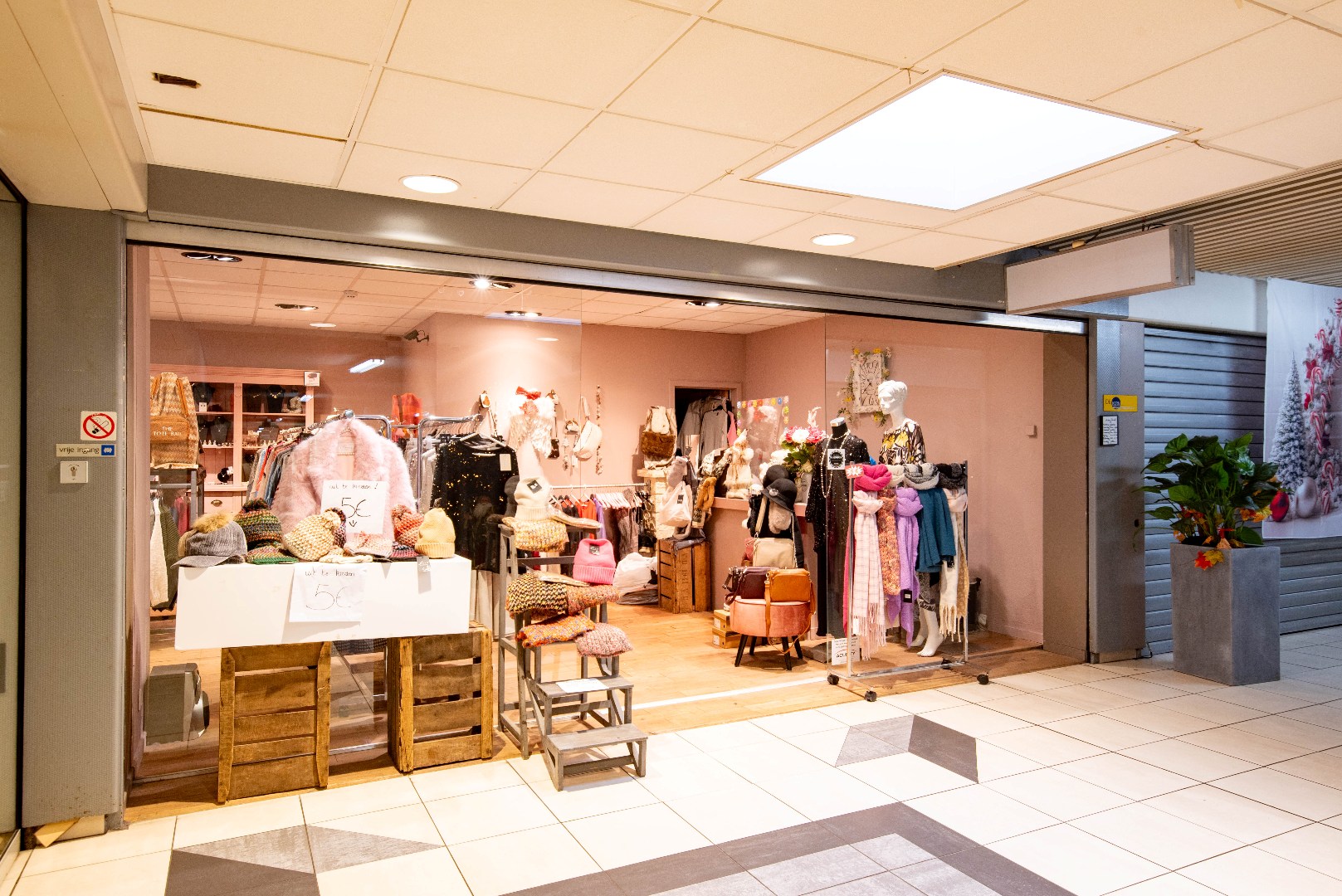 Commercieel te koop in Wilrijk - foto 1