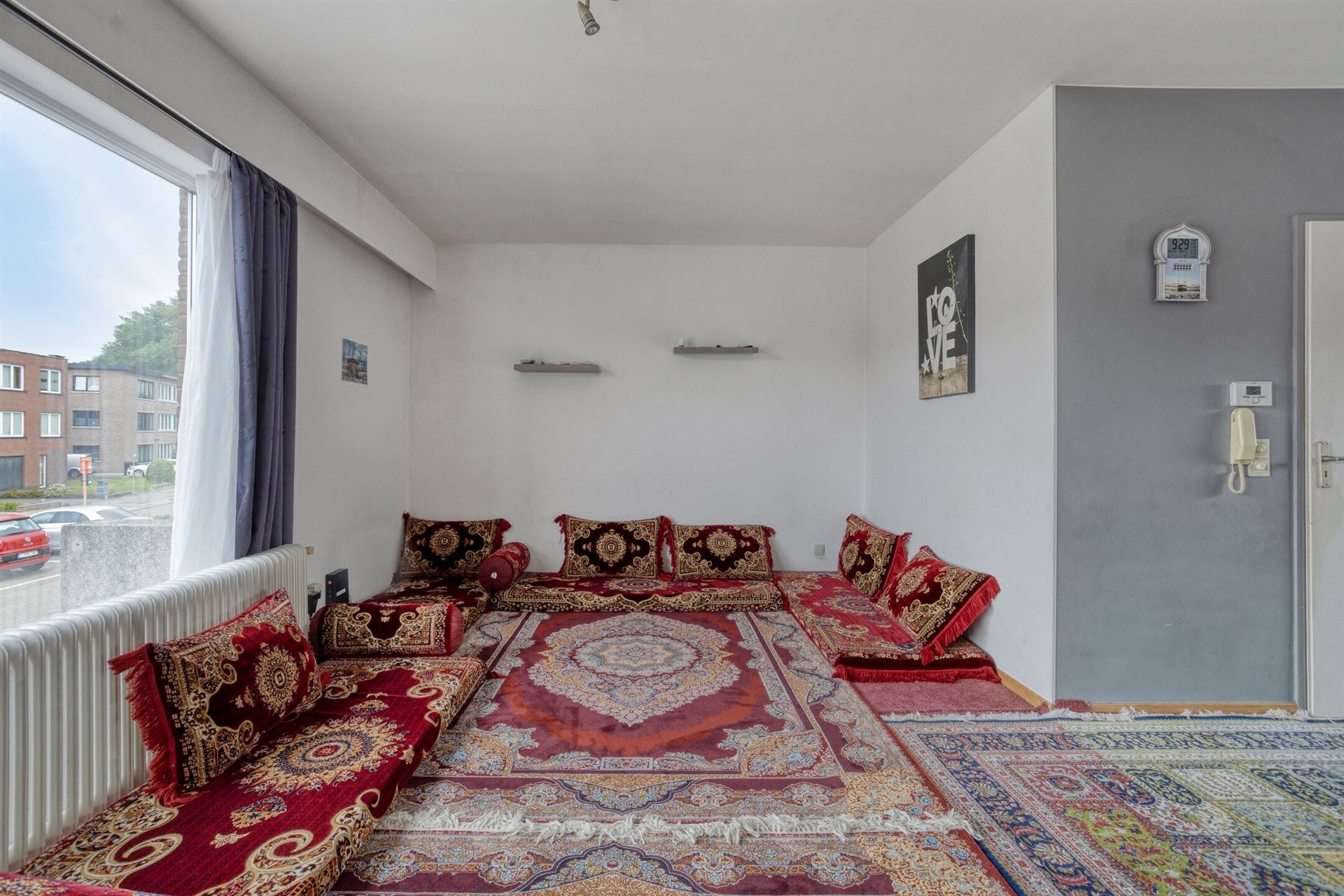 Ruime woning met 5 slpks, grote tuin en garage - foto 4