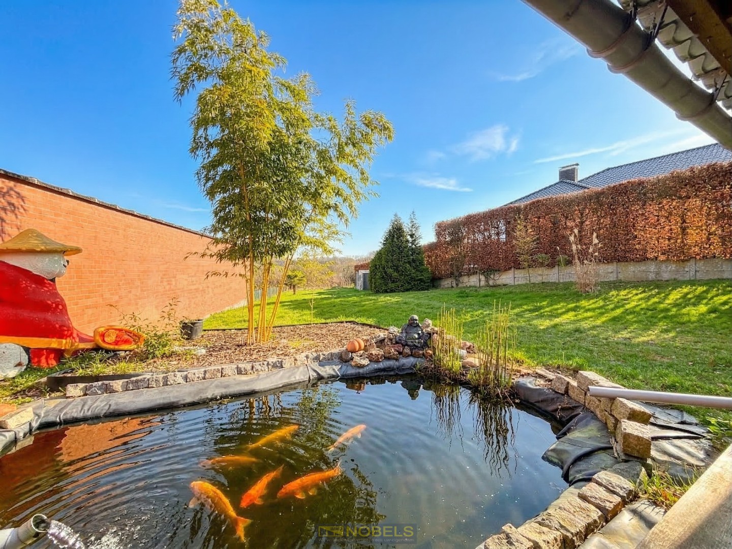 Te koop, Charmante gezinswoning met omheinde tuin en vrij uitzicht te Ronse - foto 4