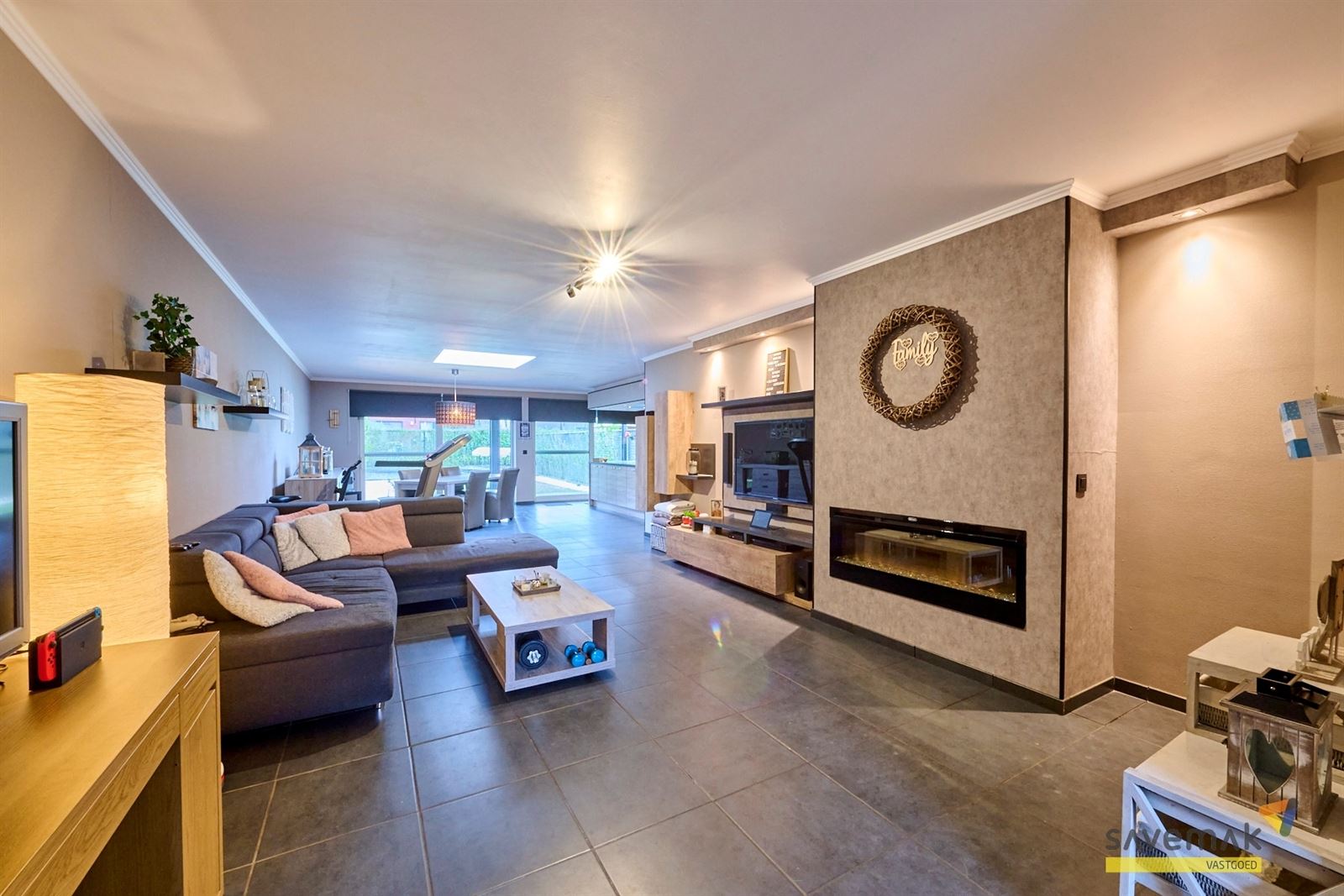 Instapklare gezinswoning met mogelijkheden - foto 2