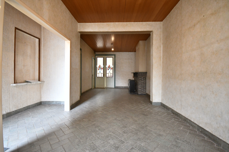 Gunstig gelegen te renoveren woning - photo 2