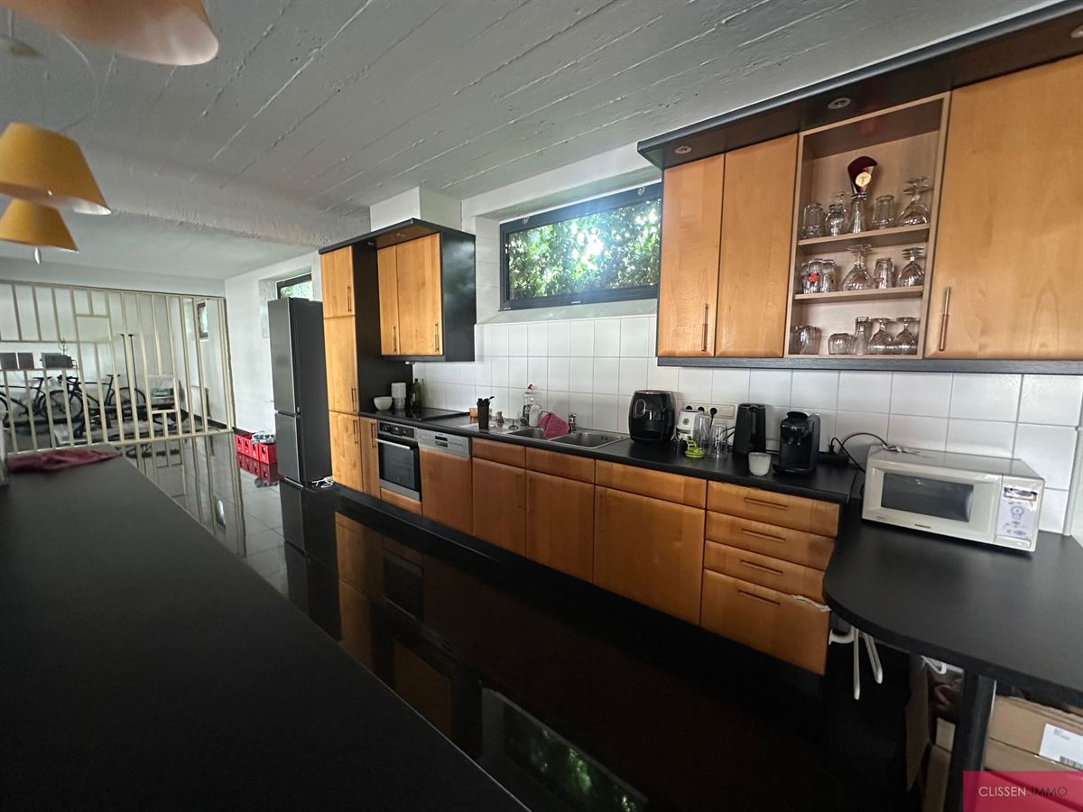 Riante loft met industriële look, twee slaapkamers. - foto 5
