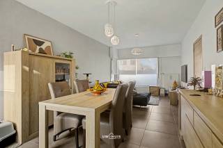 This charming semi-detached house, located in the heart of Beveren, offers the perfect combination of space, comfort, and a convenient location...