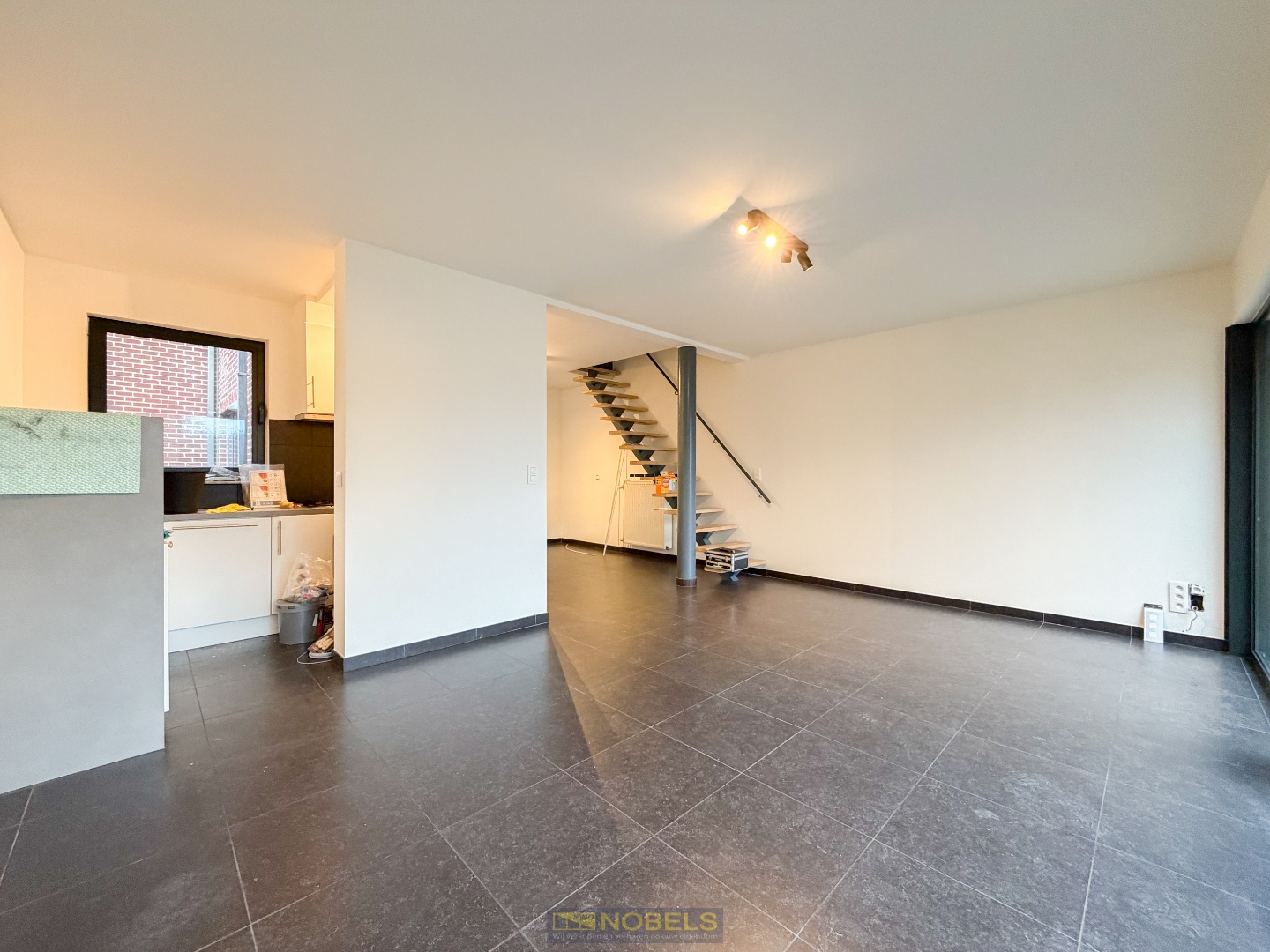 Te huur, centraal gelegen gelijkvloers 2-slaapkamer appartement te Merelbeke - photo 4